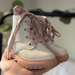 Toddler Girl Cat & Jack Lace Up Boots